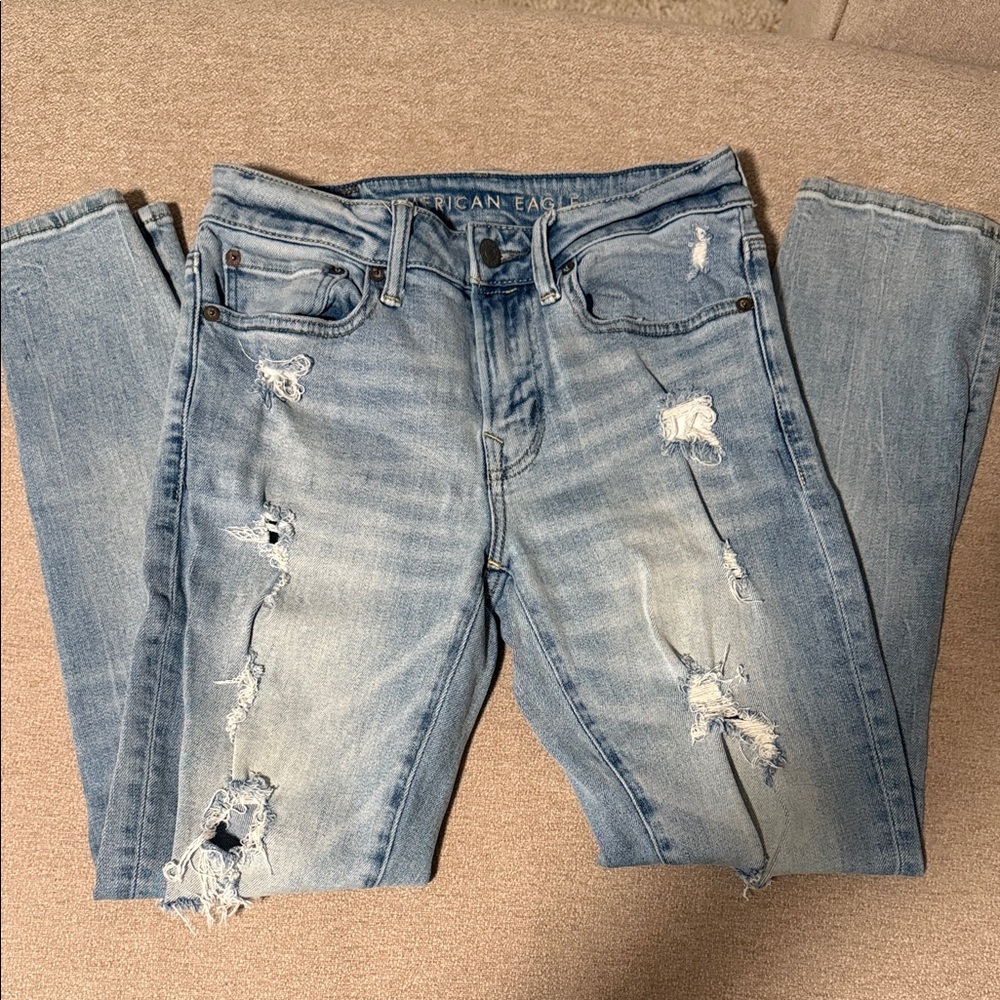 American Eagle Outfitters Light Blue Distressed Jeans